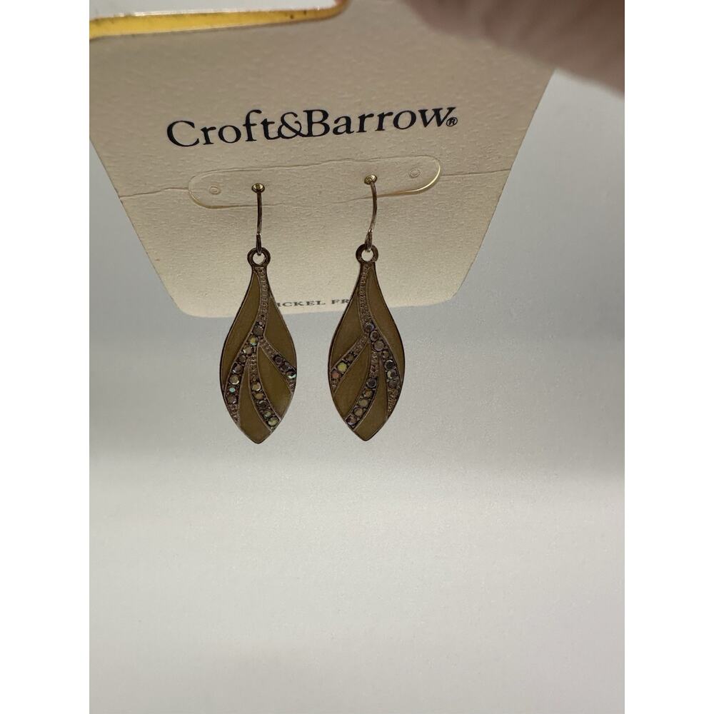 Croft And Barrow Yellow Ivory Enamel Dangle Drop Hook Earrings 1.5”L - Picture 2 of 3